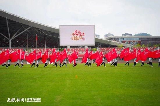 迪马：吉拉西要500万欧年薪 这让米兰的转会谈判变得复杂迪马济奥的消息，米兰希望签下吉拉西，球员的薪水是这笔转会能否敲定的关键因素。